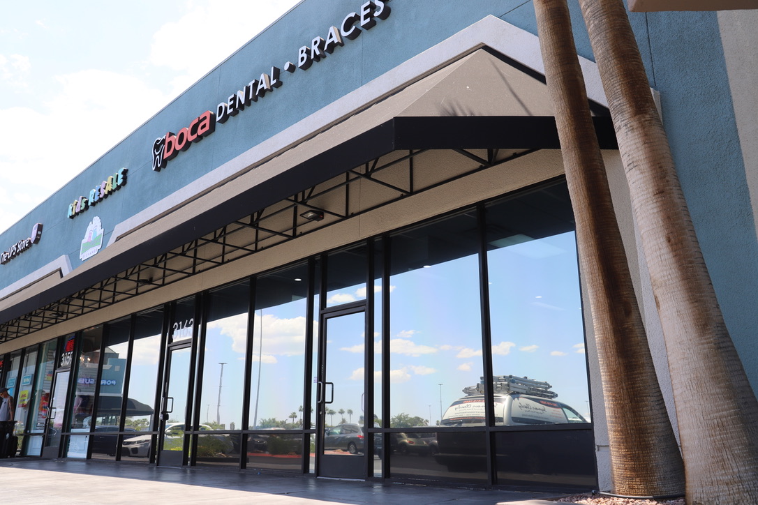 Commercial window before tinting